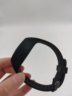 ユニセックス デジタル ステップ カウンター 腕帯 シリコン フィットネス トラッカー 2*LR1130 バッテリー